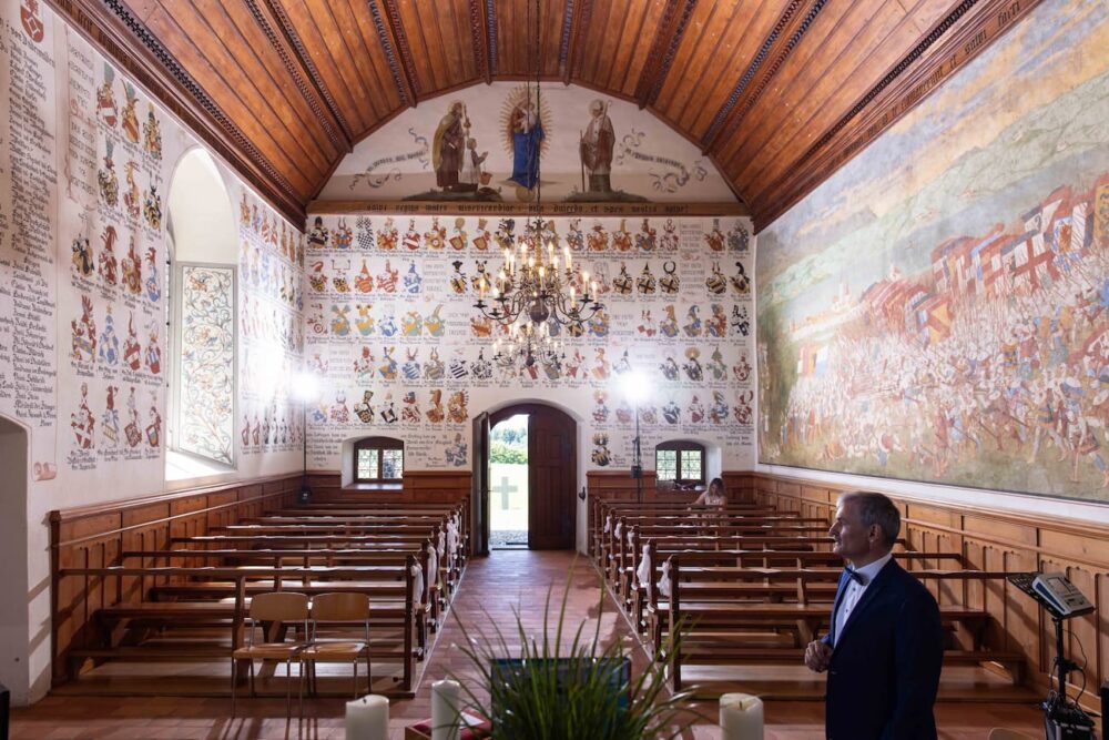 Hochzeit Fotograf Zürich, Hochzeitsfoto Schlachtkapelle in Sempach