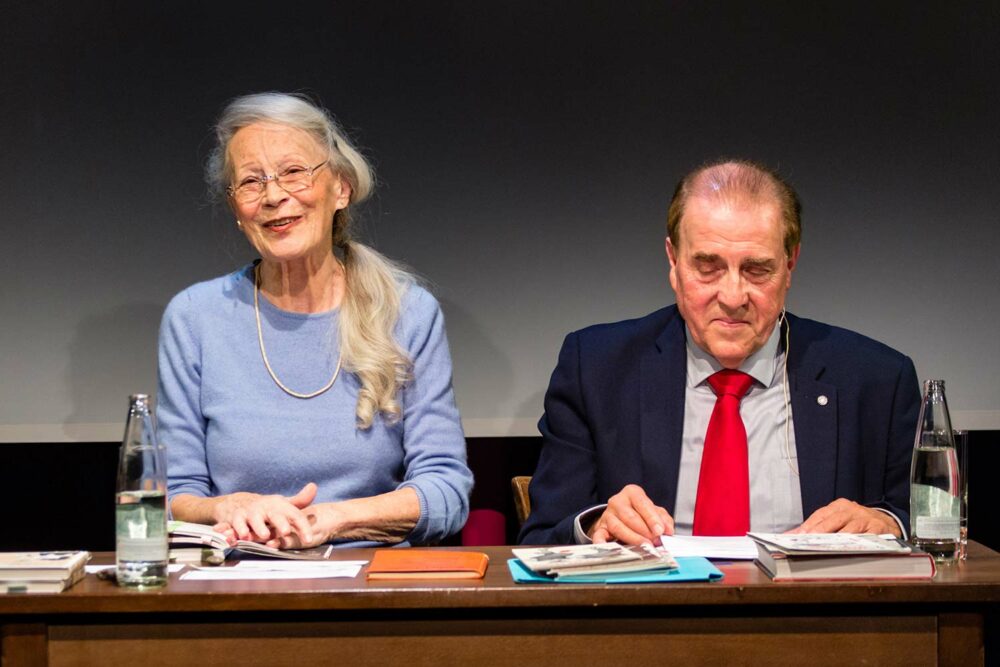 Margrit Läubli, Charles Linsmayer