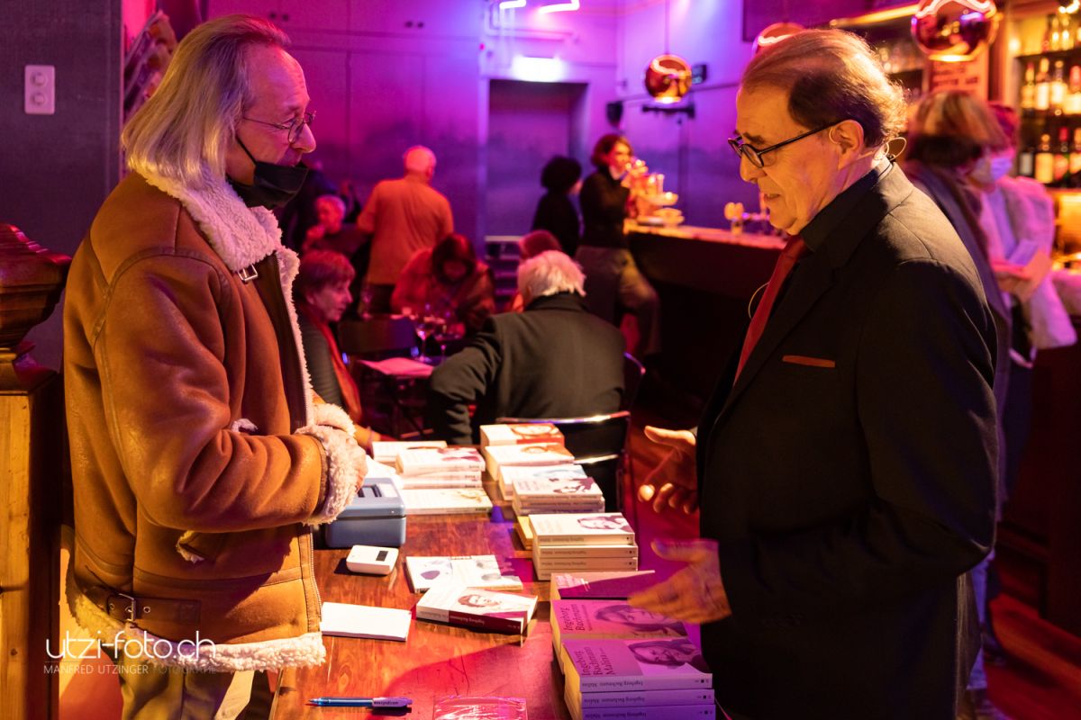 Sigrid Weigel über Ingeborg Bachmann-UTZ_8392 Bücherverkauf Sigrid Weigel