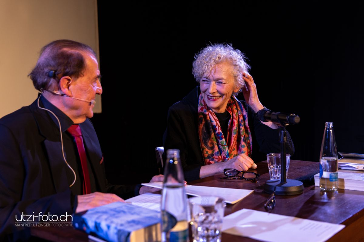 Sigrid Weigel über Ingeborg Bachmann-UTZ_8478 Hottinger Literaturgespräche im Theater Neumarkt mit Sigrid Weigel und Charles Linsmayer